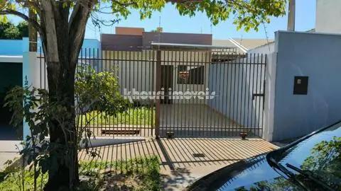 Casa para alugar em Maringá, Jardim Dias I, com 2 quartos, com 60 m²