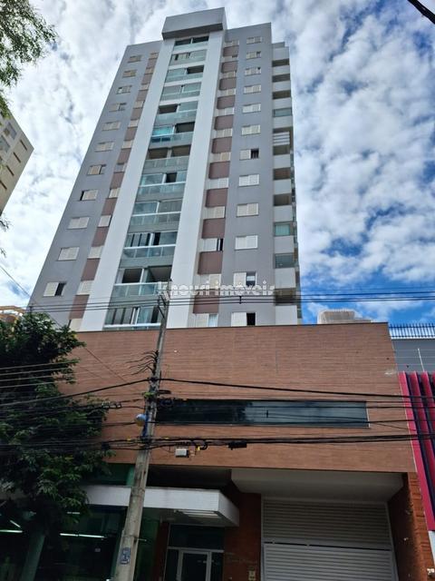 Apartamento à venda em Maringá, Zona 01, com 3 quartos, com 77.5 m², EDIFÍCIO GRAN DUMONT