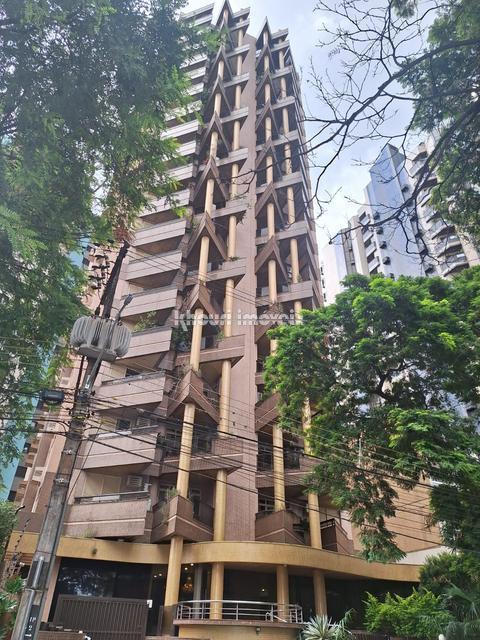 Apartamento à venda em Maringá, Zona 01, com 3 quartos, com 134.31 m², Ed. Camalotes
